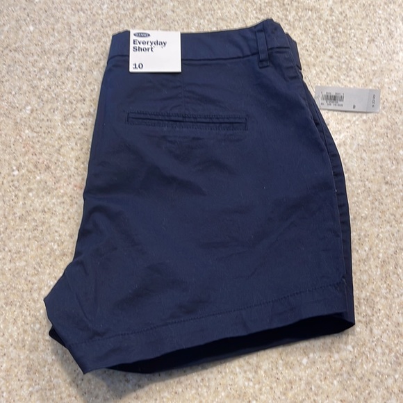 Old navy, blue size 10 everyday shorts - Picture 2 of 3